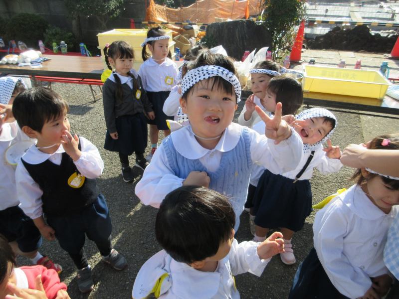 元気におもちつき開始！